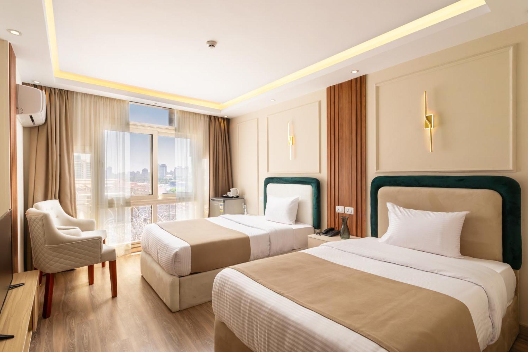 Museum And Nile View Hotel Kairo Bagian luar foto